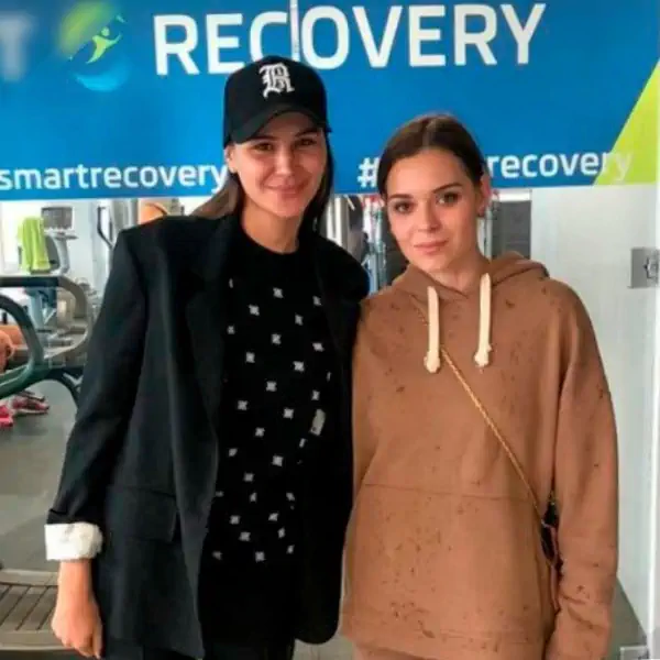История восстановления пациента Ильина Екатерина и Сотникова Аделина в клинике SMART RECOVERY